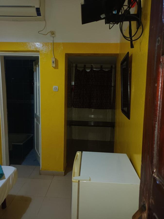 Hotel Badinca Alojamento Low Cost In Bissau Avenida Francisco Mendes Экстерьер фото