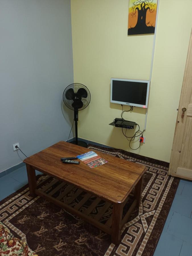 Hotel Badinca Alojamento Low Cost In Bissau Avenida Francisco Mendes Экстерьер фото