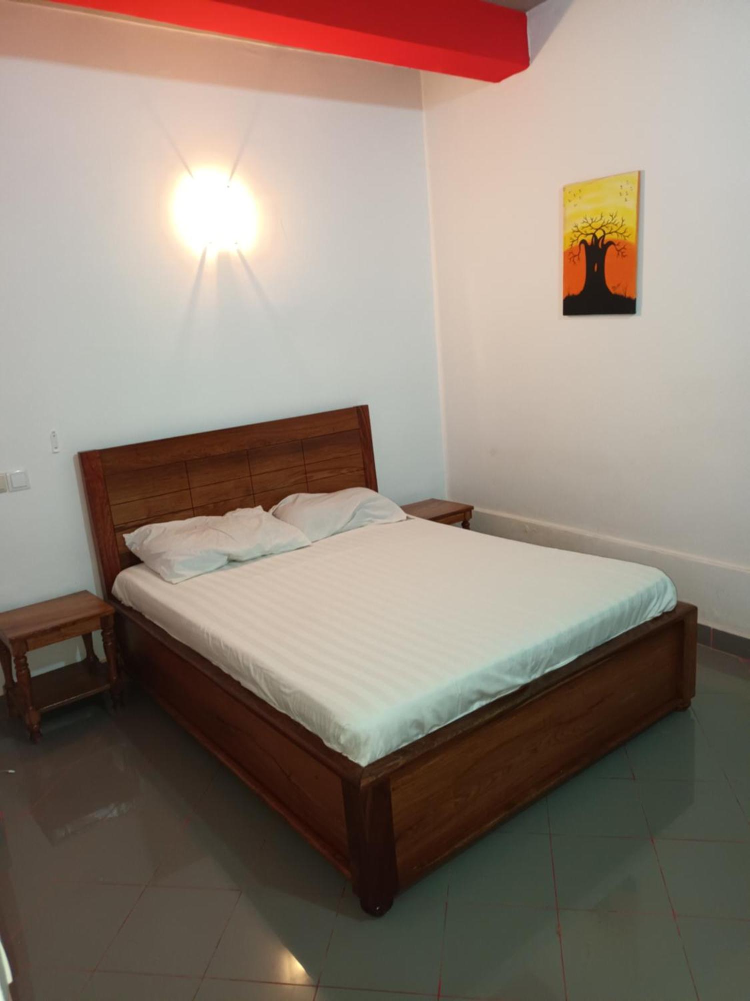 Hotel Badinca Alojamento Low Cost In Bissau Avenida Francisco Mendes Экстерьер фото